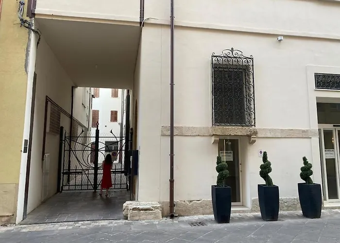 Attico Malatesta Διαμέρισμα